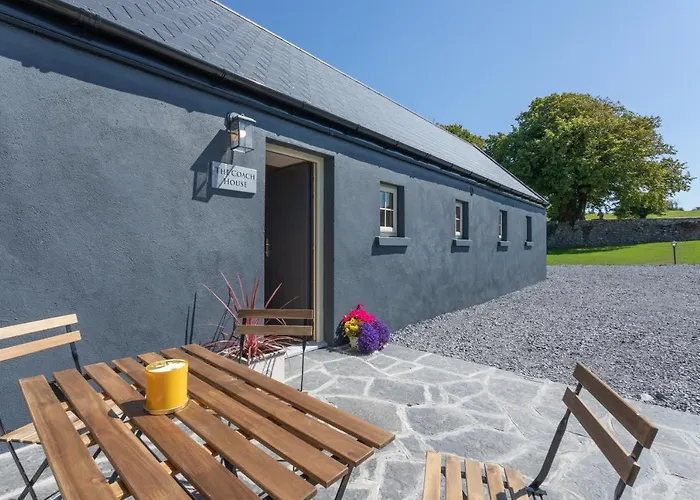 Ferienhaus Coach House On The Shores Of Lough Corrib